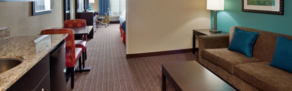 Holiday Inn Express Hotel & Suites North Kansas City By Ihg Exterior photo