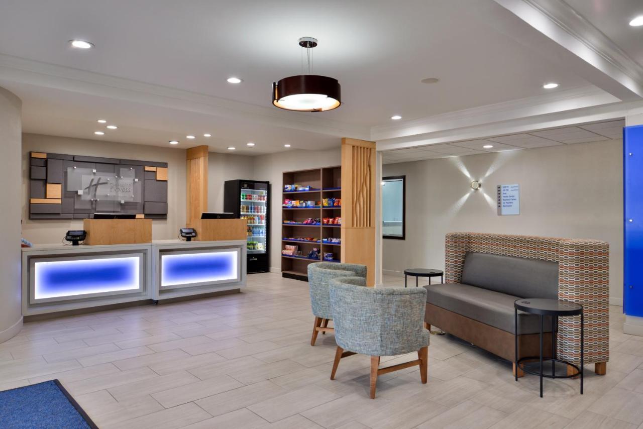 Holiday Inn Express Hotel & Suites North Kansas City By Ihg Exterior photo